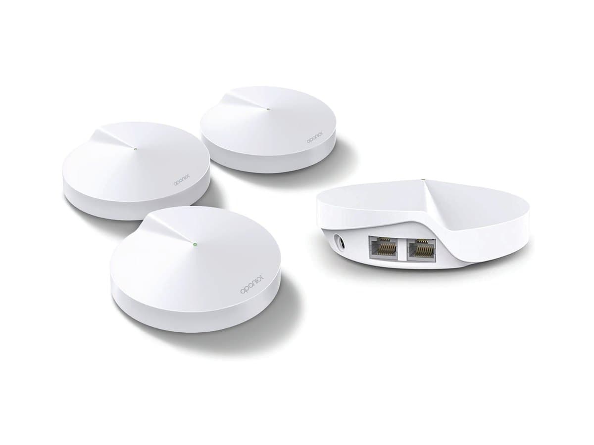 Three Apaniot WM-AP Wi-Fi mesh units